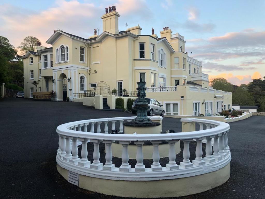 5 Spa Court, Boutique Holiday Apartment In Torquay Bagian luar foto